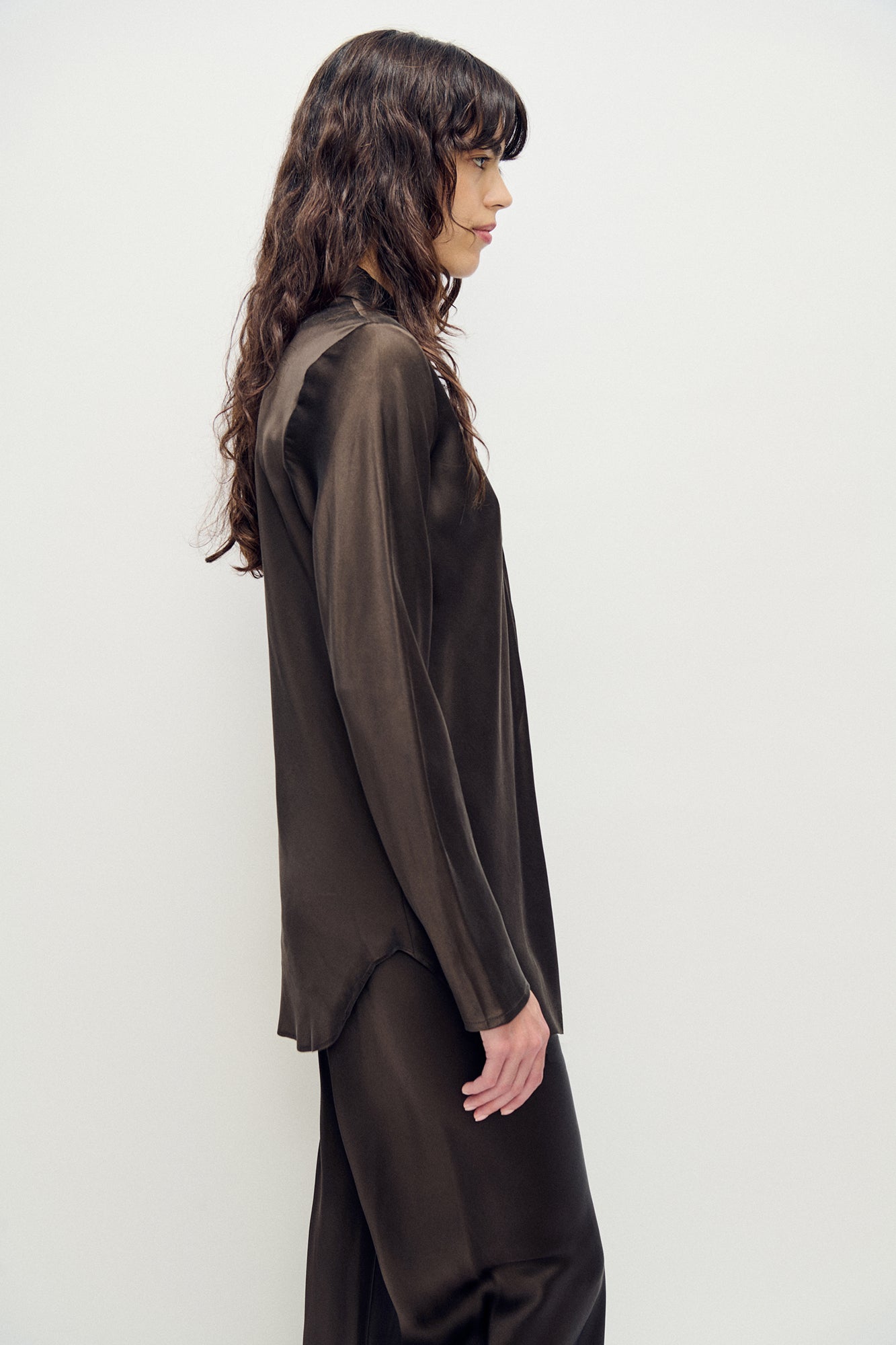 Bias Cut Shirt Mantis