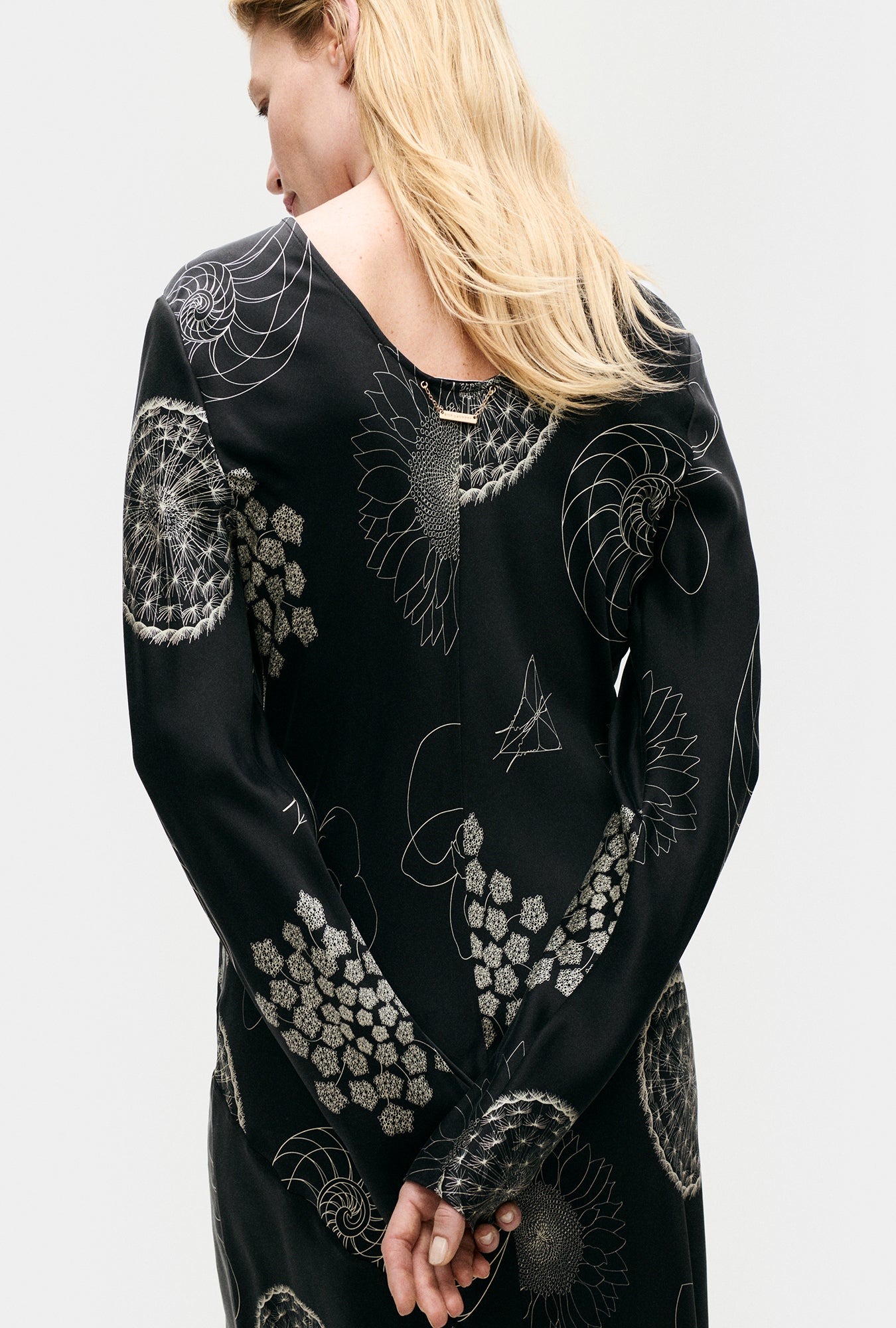 Full Sleeve Bias Dress Fibonacci Black