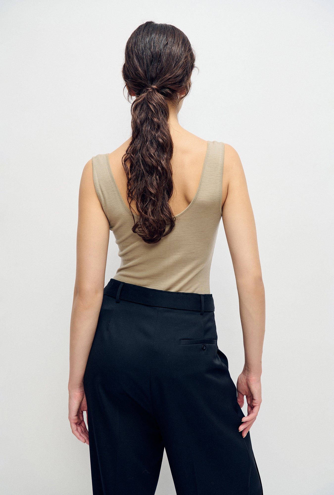 Merino Henley Tank Saddle