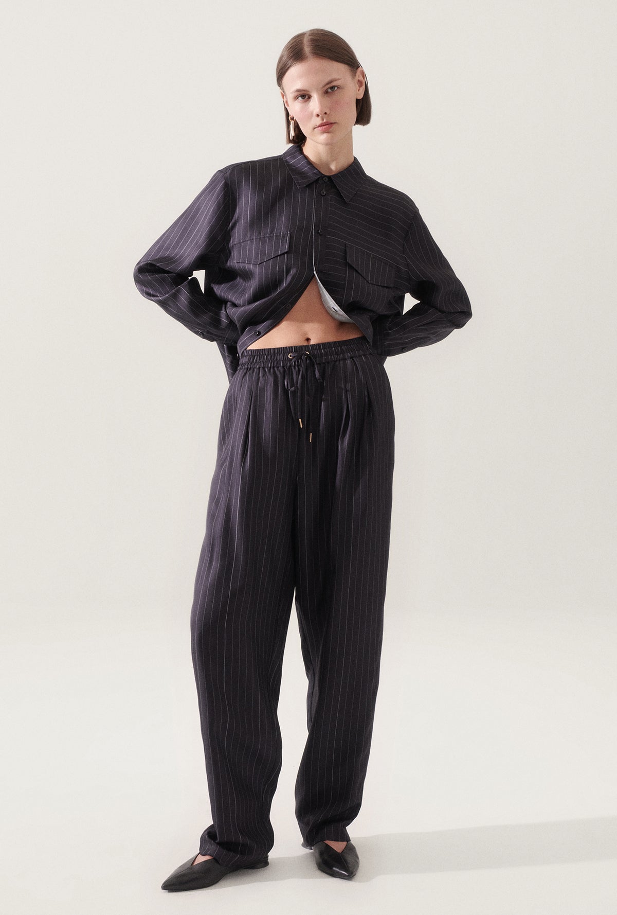 Twill Slouch Pants Pinstripe Black / White