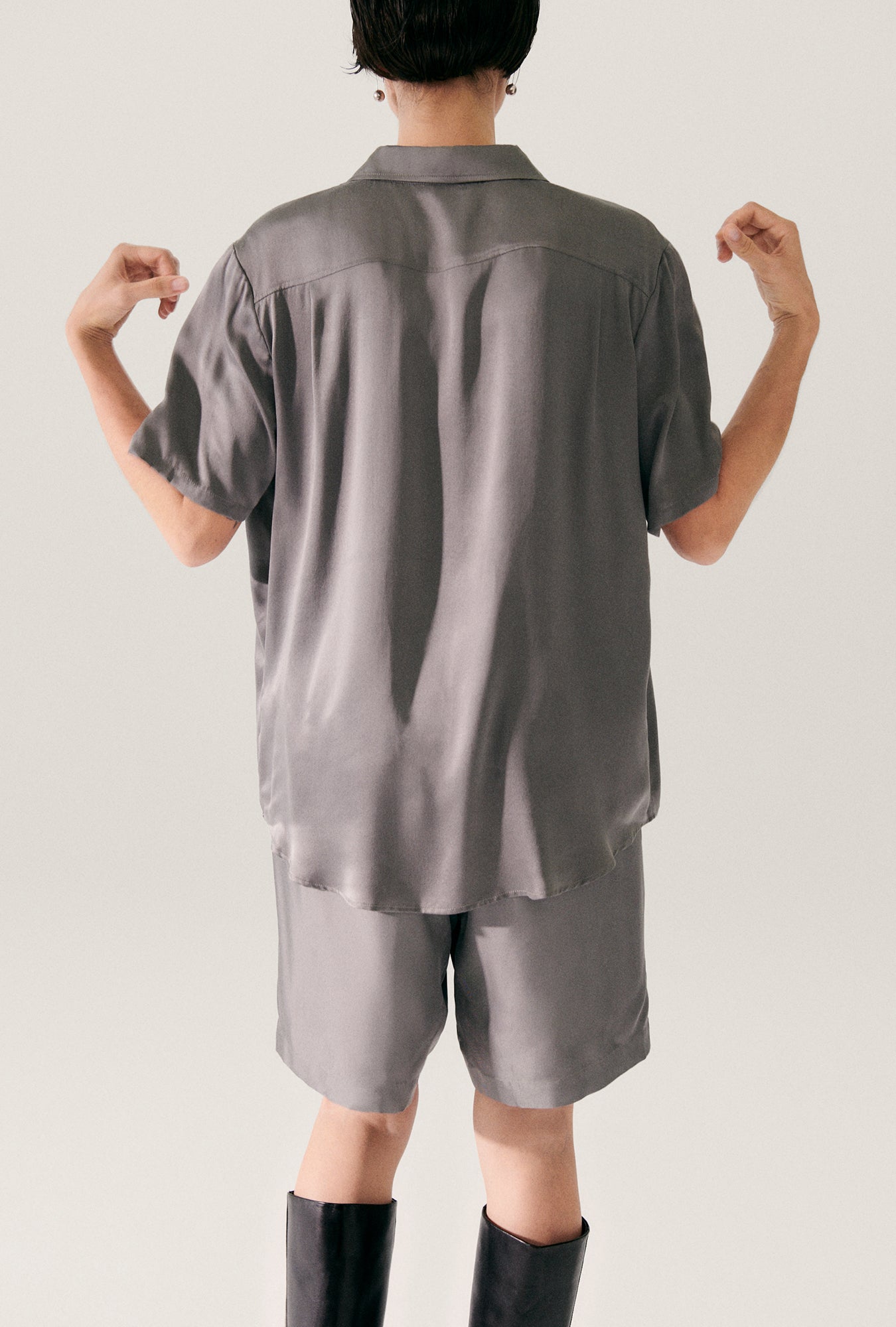 Short Sleeve Boyfriend Shirt Grey Pearl